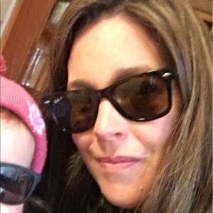 Meet your Posher, Catherine